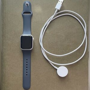 Apple Watch series 7 Midnight Sport Band, 41mm, GPS